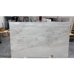 19785 - quartzite countertop